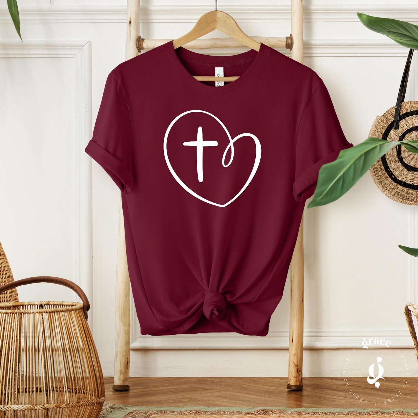 Camiseta Corazón Y Cruz