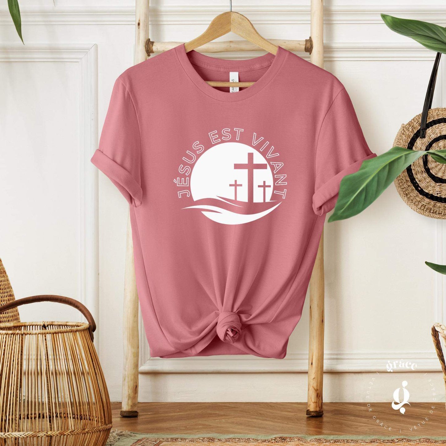 Camiseta Jesús está vivo.