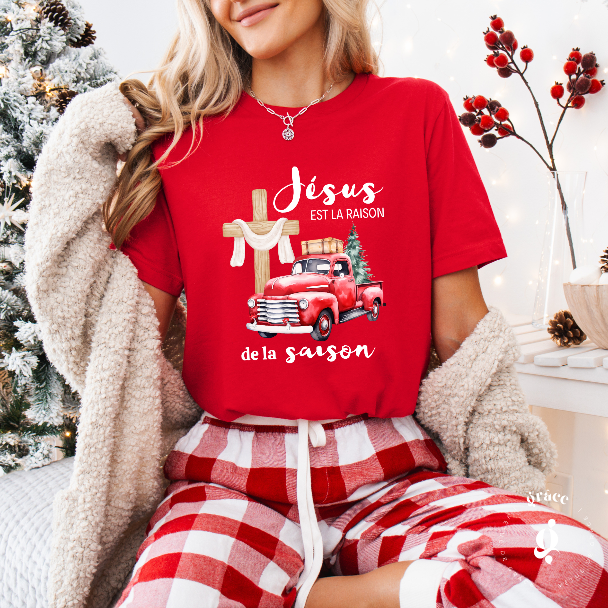 UNISEX T-shirt - Jesus is the reason for the season (cross and truck)